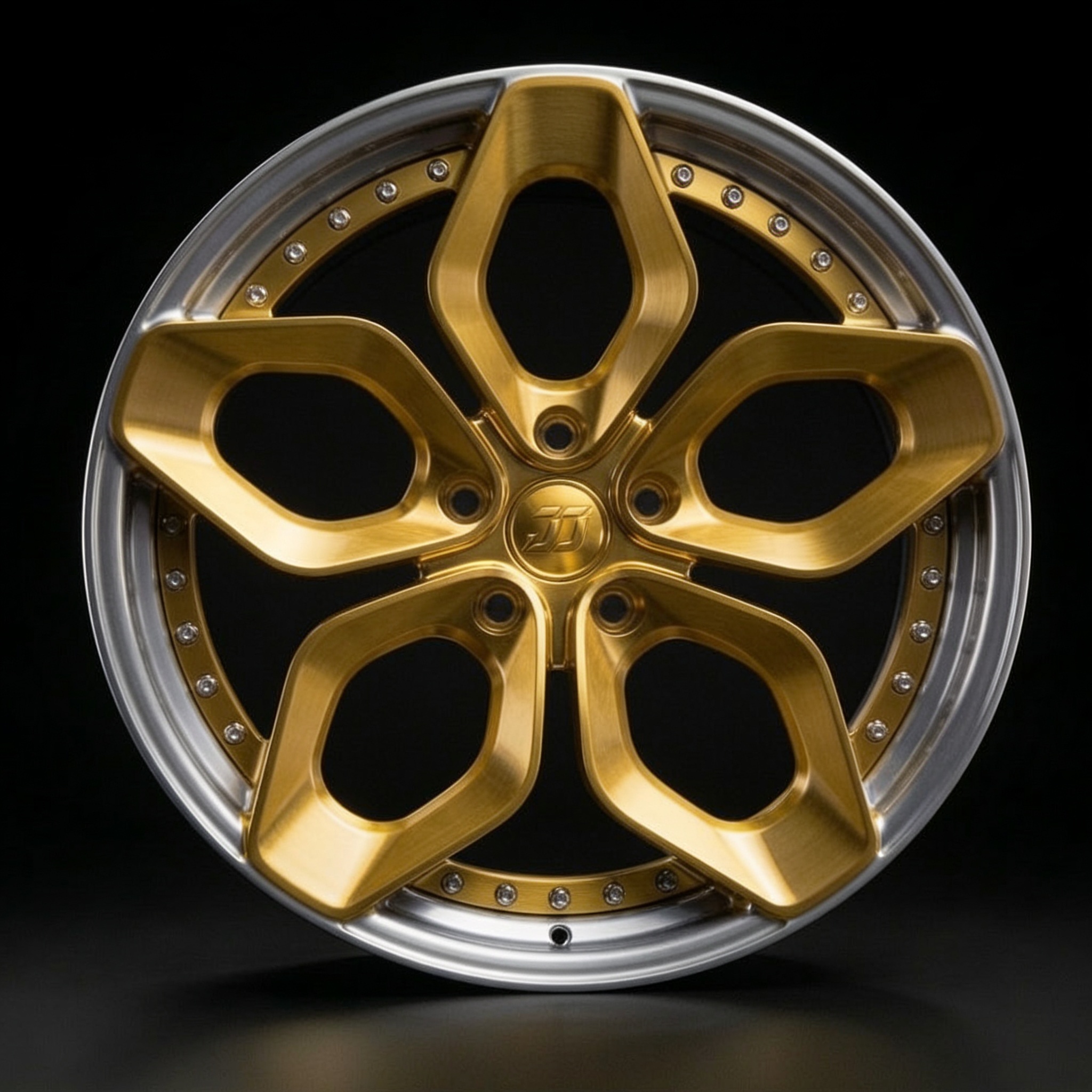 Nissan GT-R — Golden Momentum detail 2